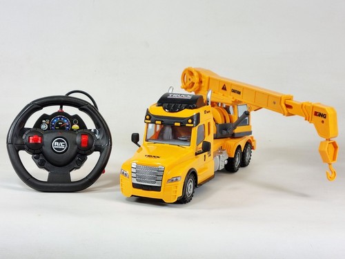 Remote control crane truck - control,